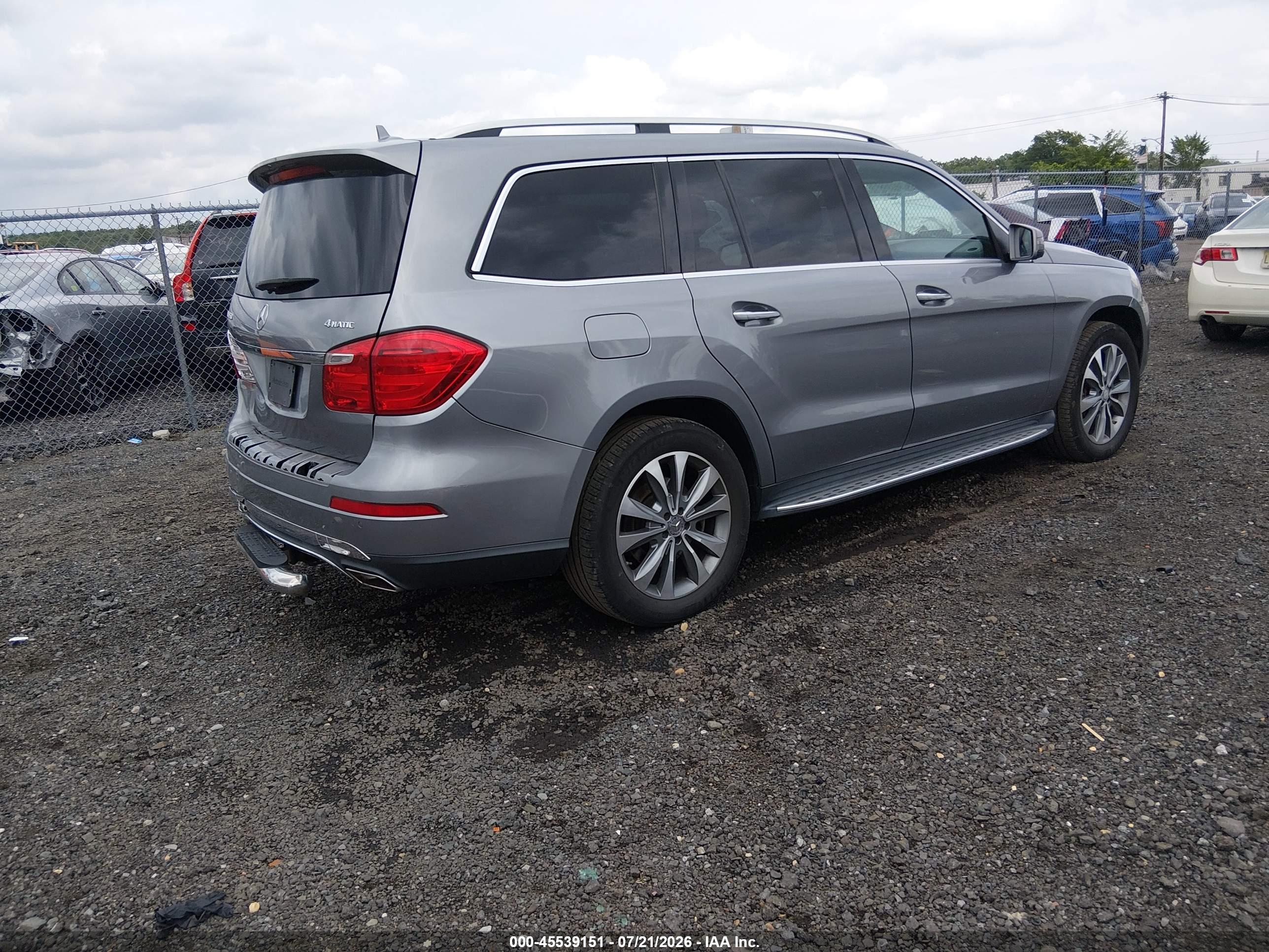 2015 MERCEDES-BENZ GL 450 4MATIC