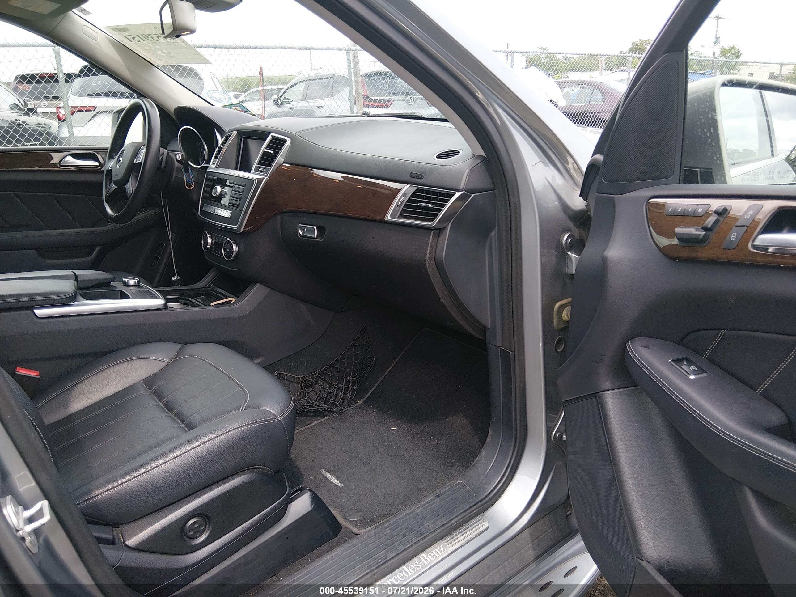 2015 MERCEDES-BENZ GL 450 4MATIC