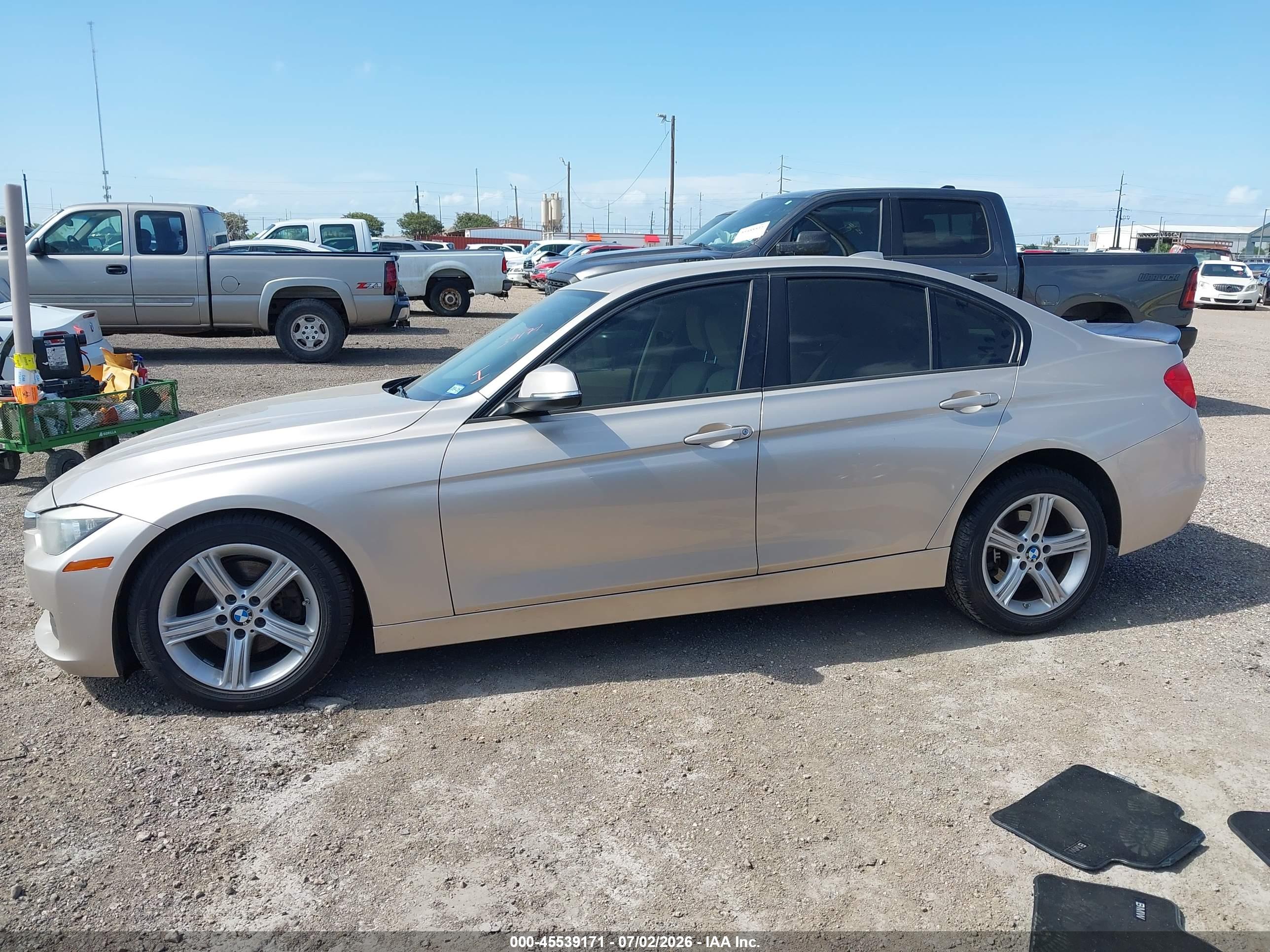 2014 BMW 320I SA
