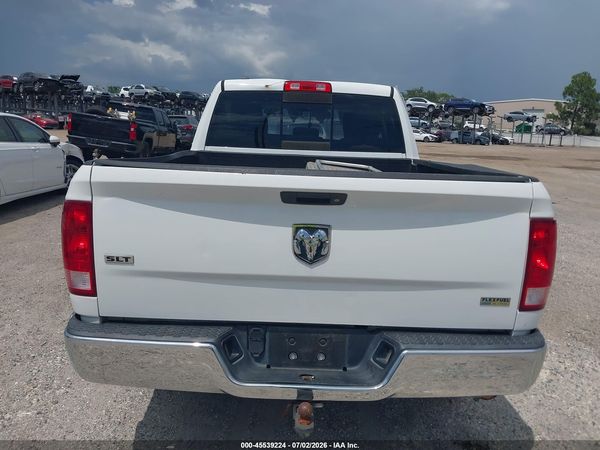 2016 RAM 1500 SLT