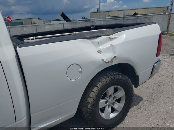 2016 RAM 1500 SLT