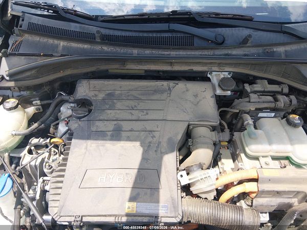 2018 KIA NIRO LX
