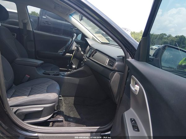 2018 KIA NIRO LX