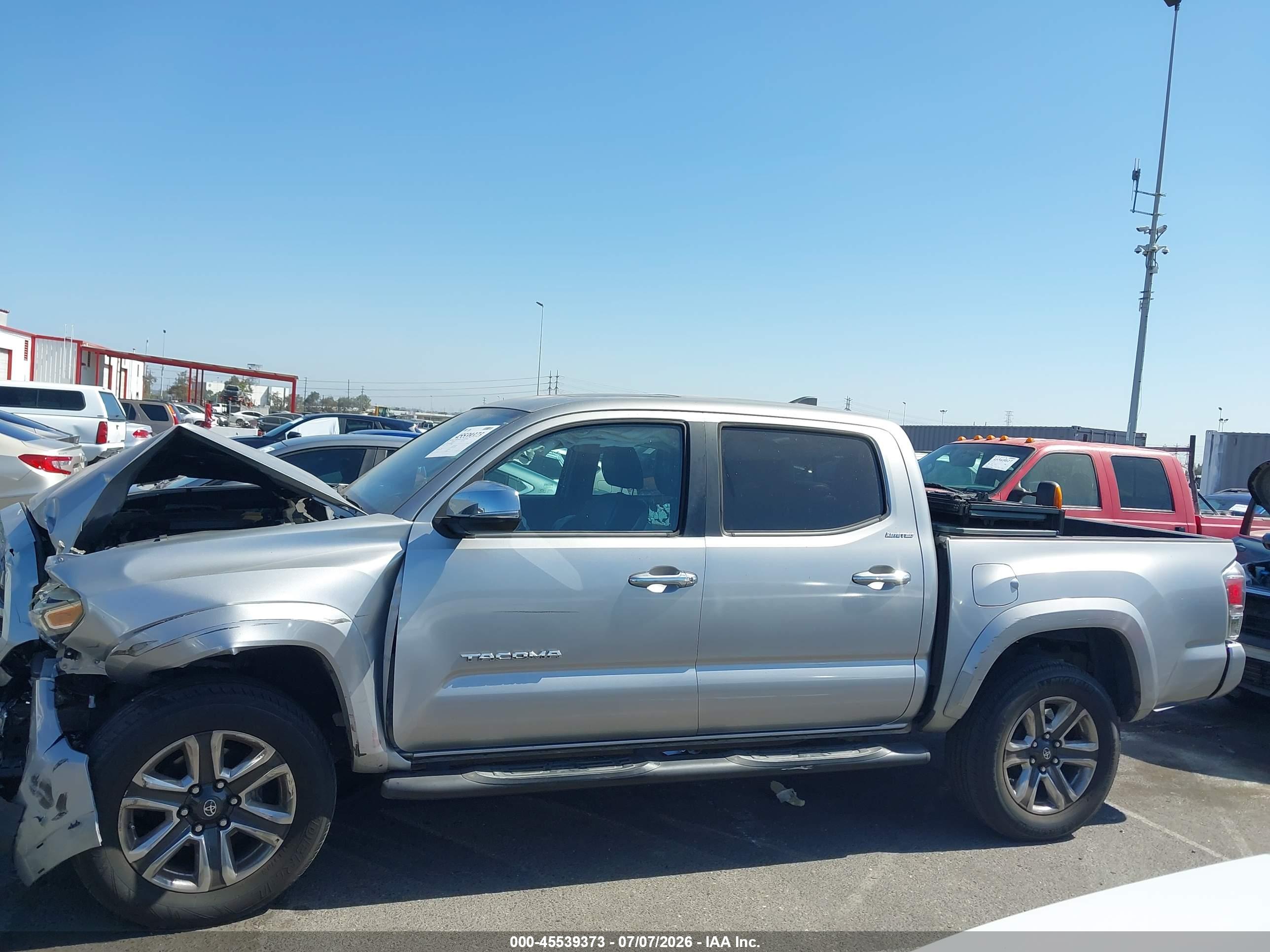 2017 TOYOTA TACOMA LIMITED