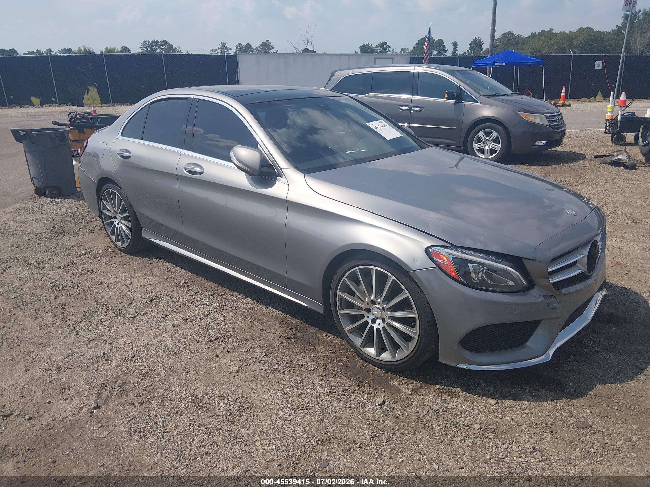 2015 MERCEDES-BENZ C 300 SPORT