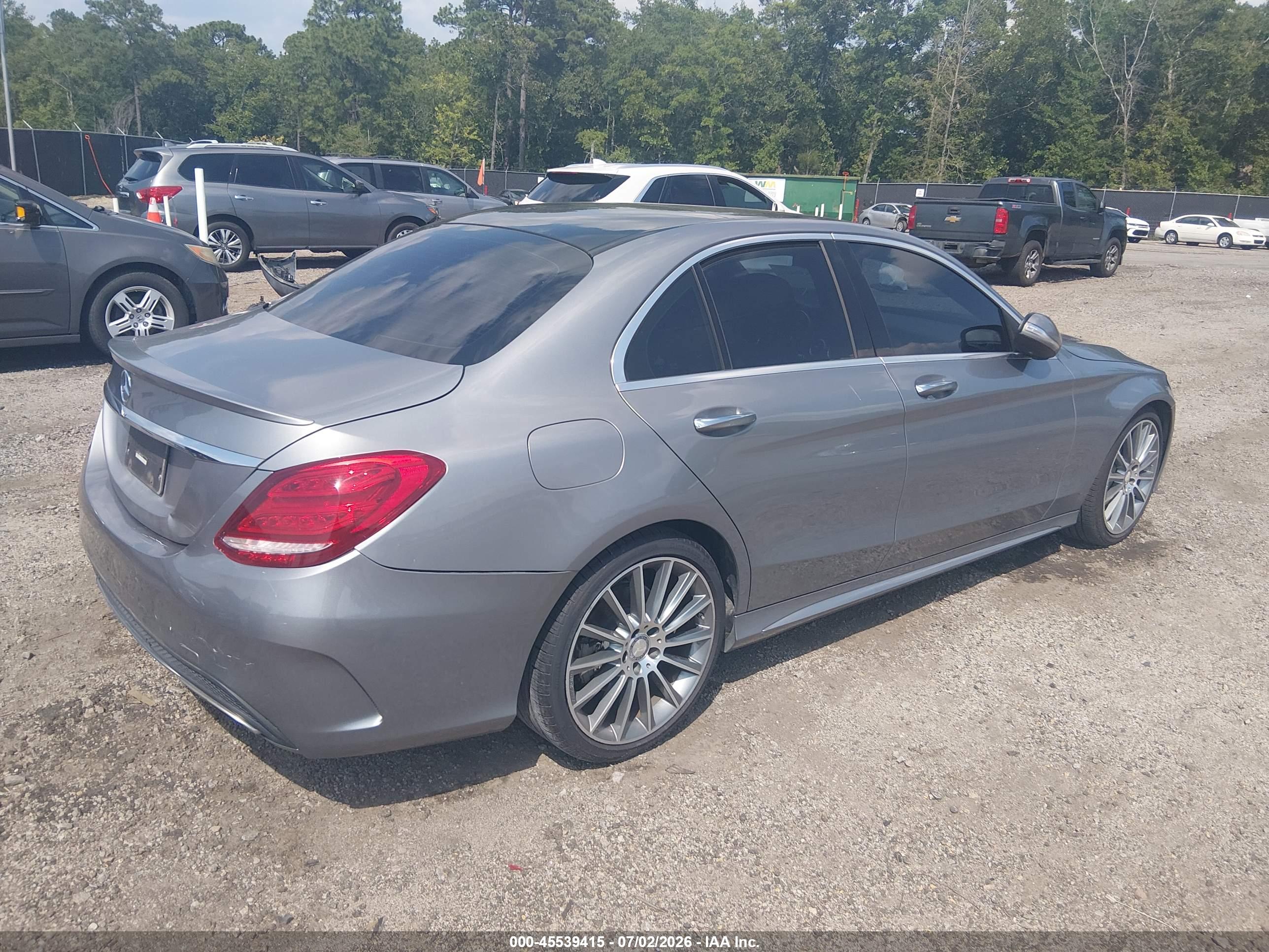 2015 MERCEDES-BENZ C 300 SPORT