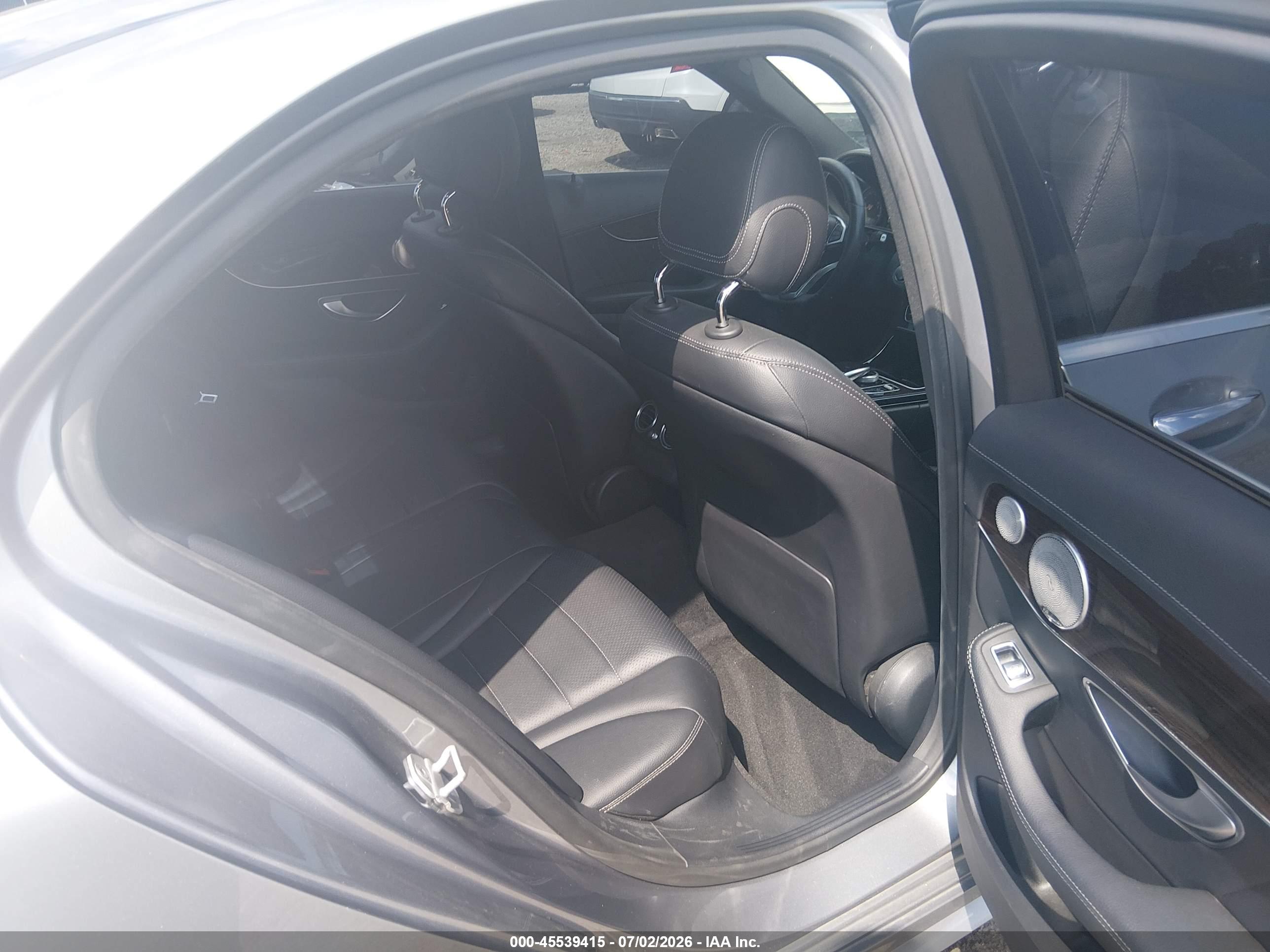 2015 MERCEDES-BENZ C 300 SPORT