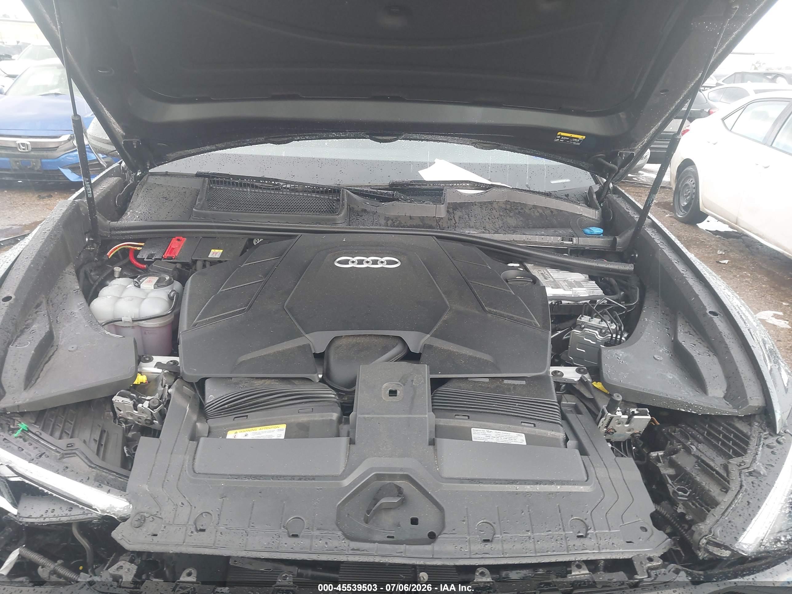 2025 AUDI Q8