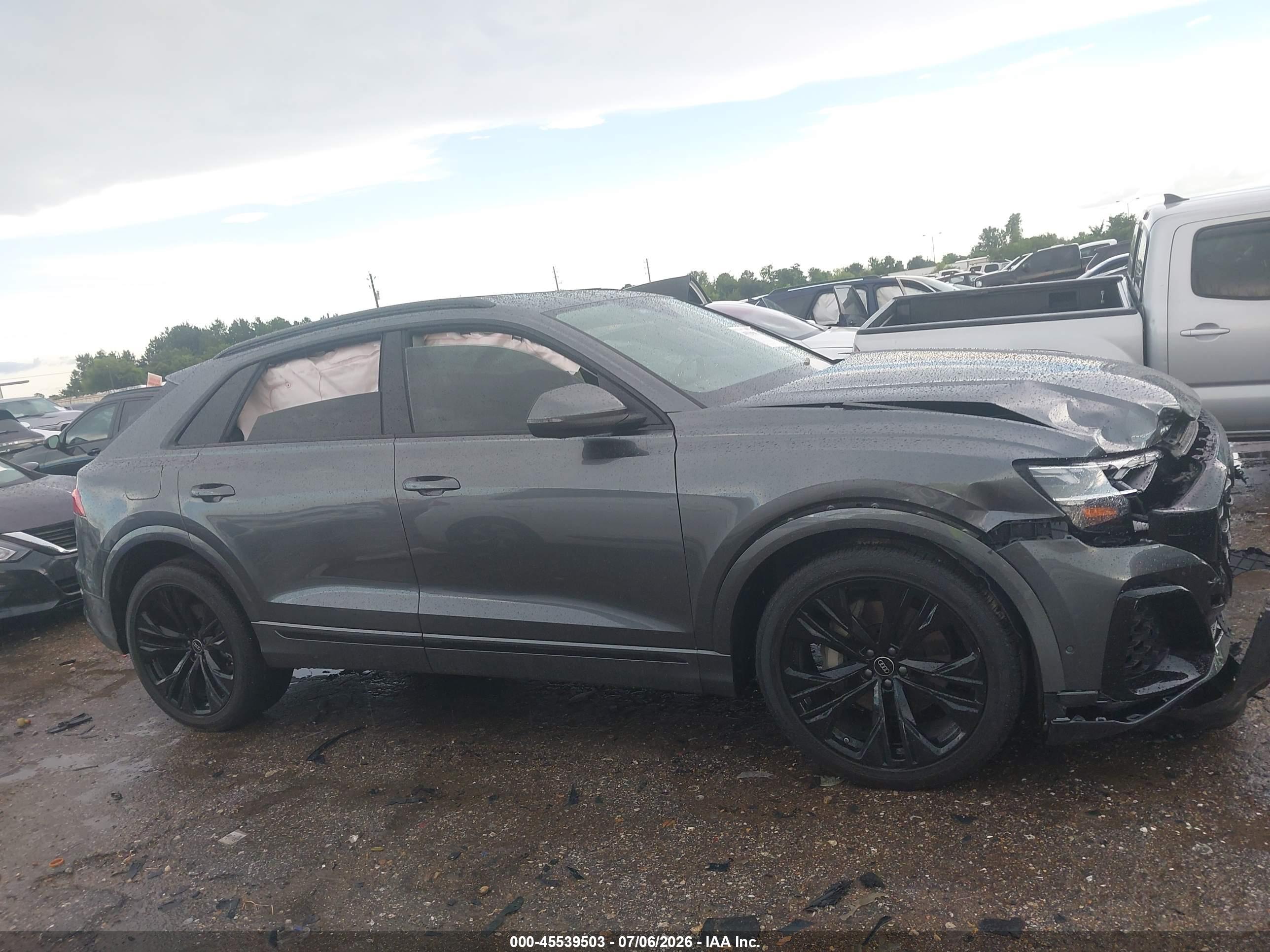 2025 AUDI Q8