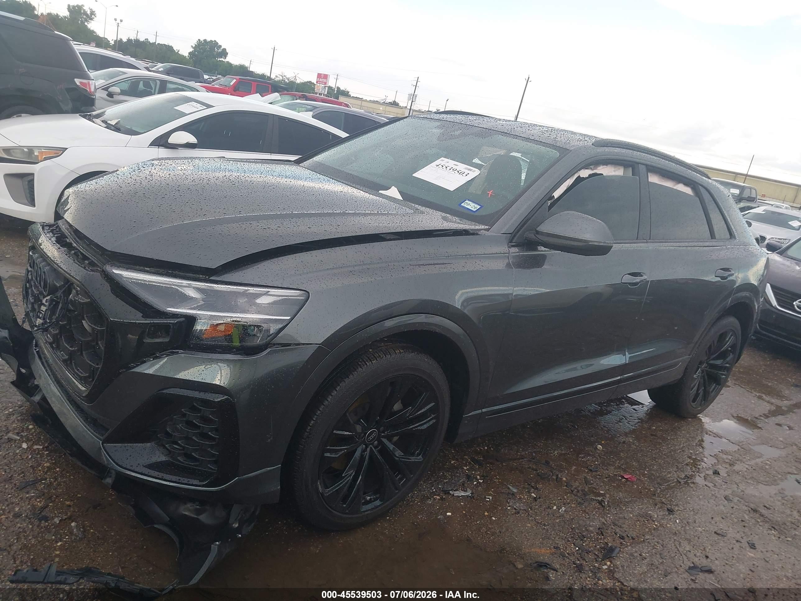 2025 AUDI Q8