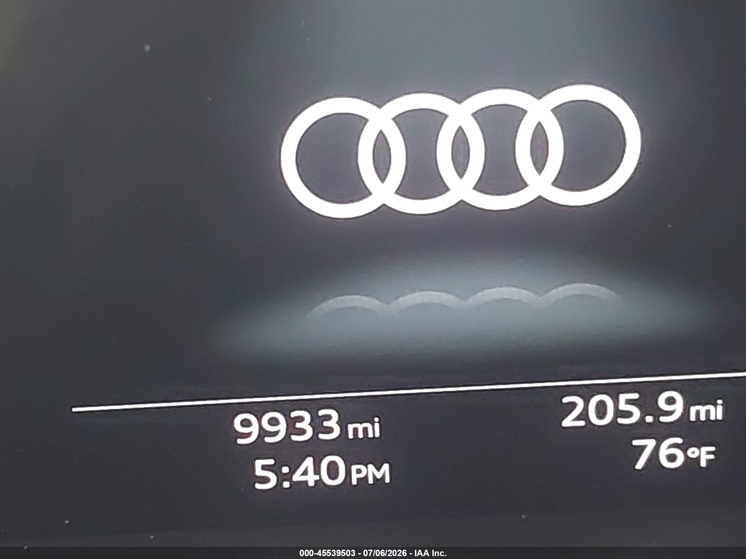 2025 AUDI Q8