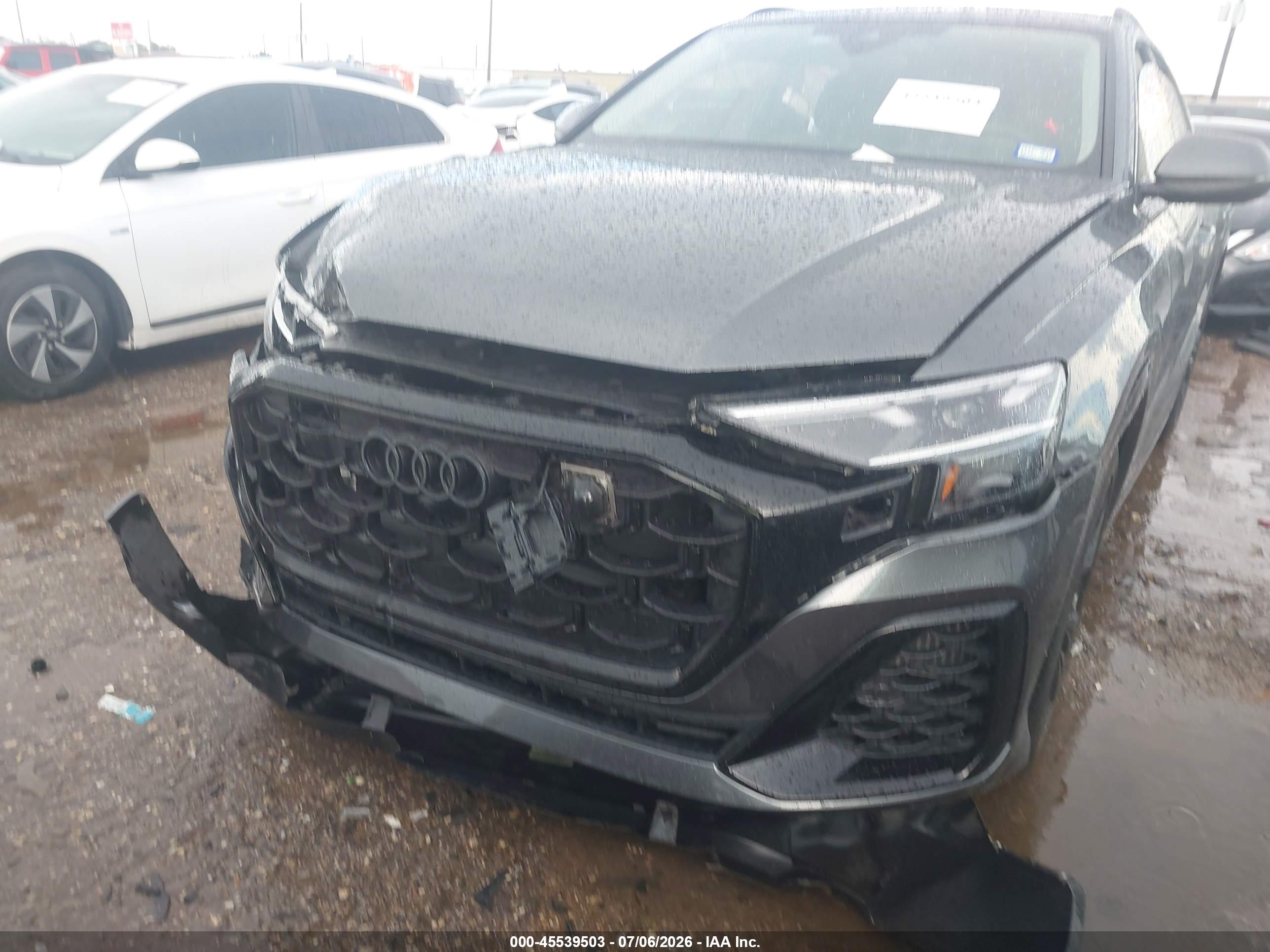 2025 AUDI Q8