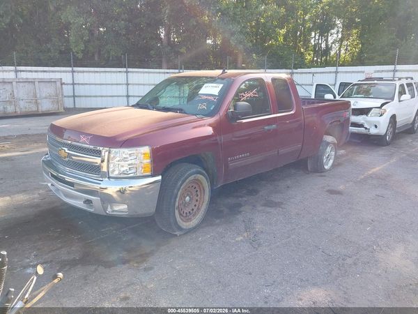 2013 CHEVROLET SILVERADO 1500 — I2