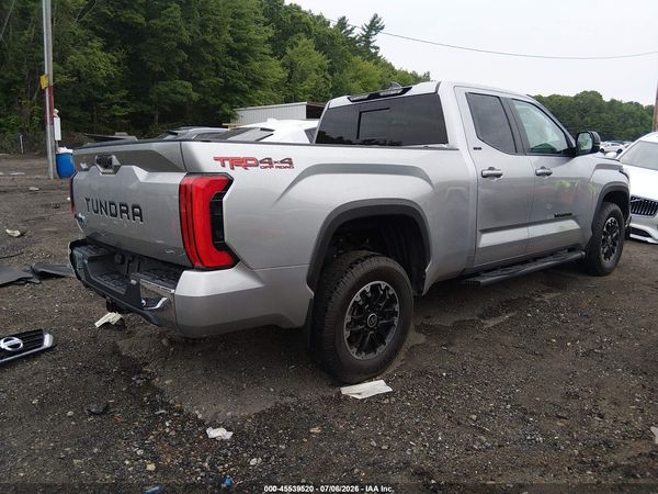 2024 TOYOTA TUNDRA SR5