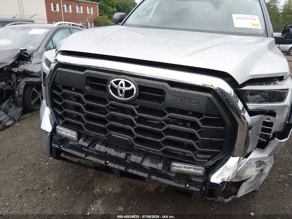 2024 TOYOTA TUNDRA SR5