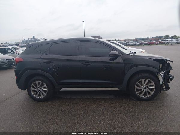 2017 HYUNDAI TUCSON SE PLUS