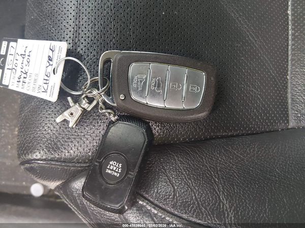 2017 HYUNDAI TUCSON SE PLUS
