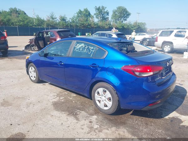 2017 KIA FORTE LX