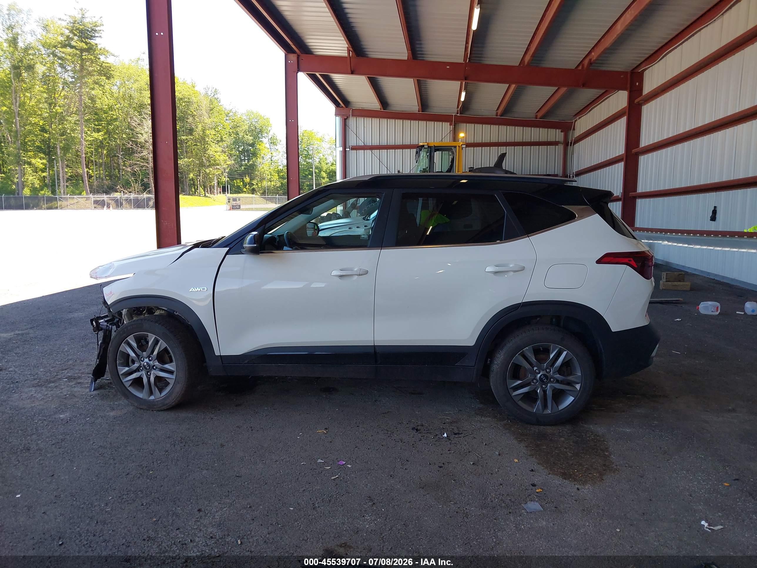 2021 KIA SELTOS S