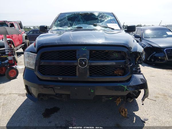 2017 RAM 1500 EXPRESS  4X4 6'4 BOX
