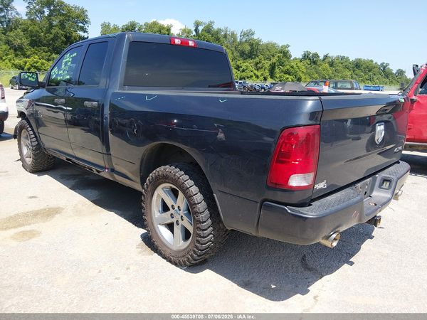 2017 RAM 1500 EXPRESS  4X4 6'4 BOX