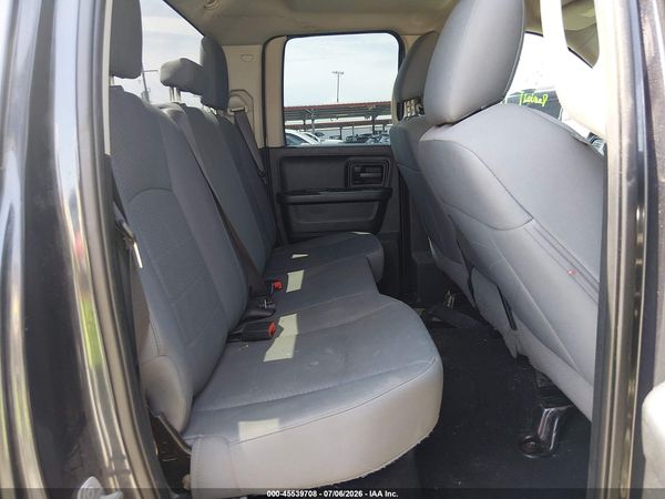 2017 RAM 1500 EXPRESS  4X4 6'4 BOX
