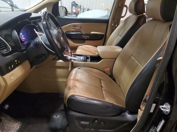 2015 KIA SEDONA