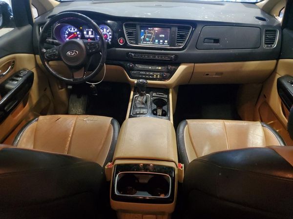 2015 KIA SEDONA