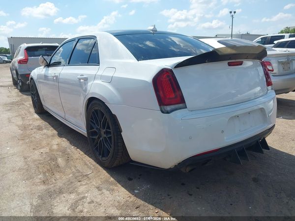 2016 CHRYSLER 300 300S — I3