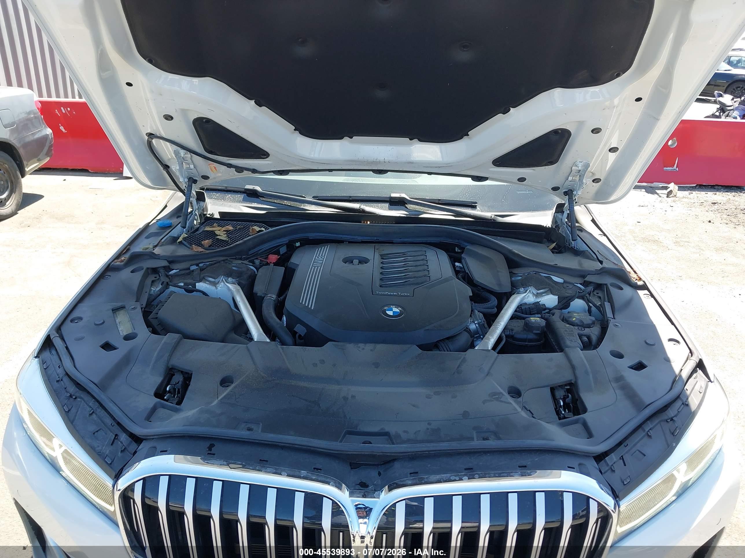 2021 BMW 740I