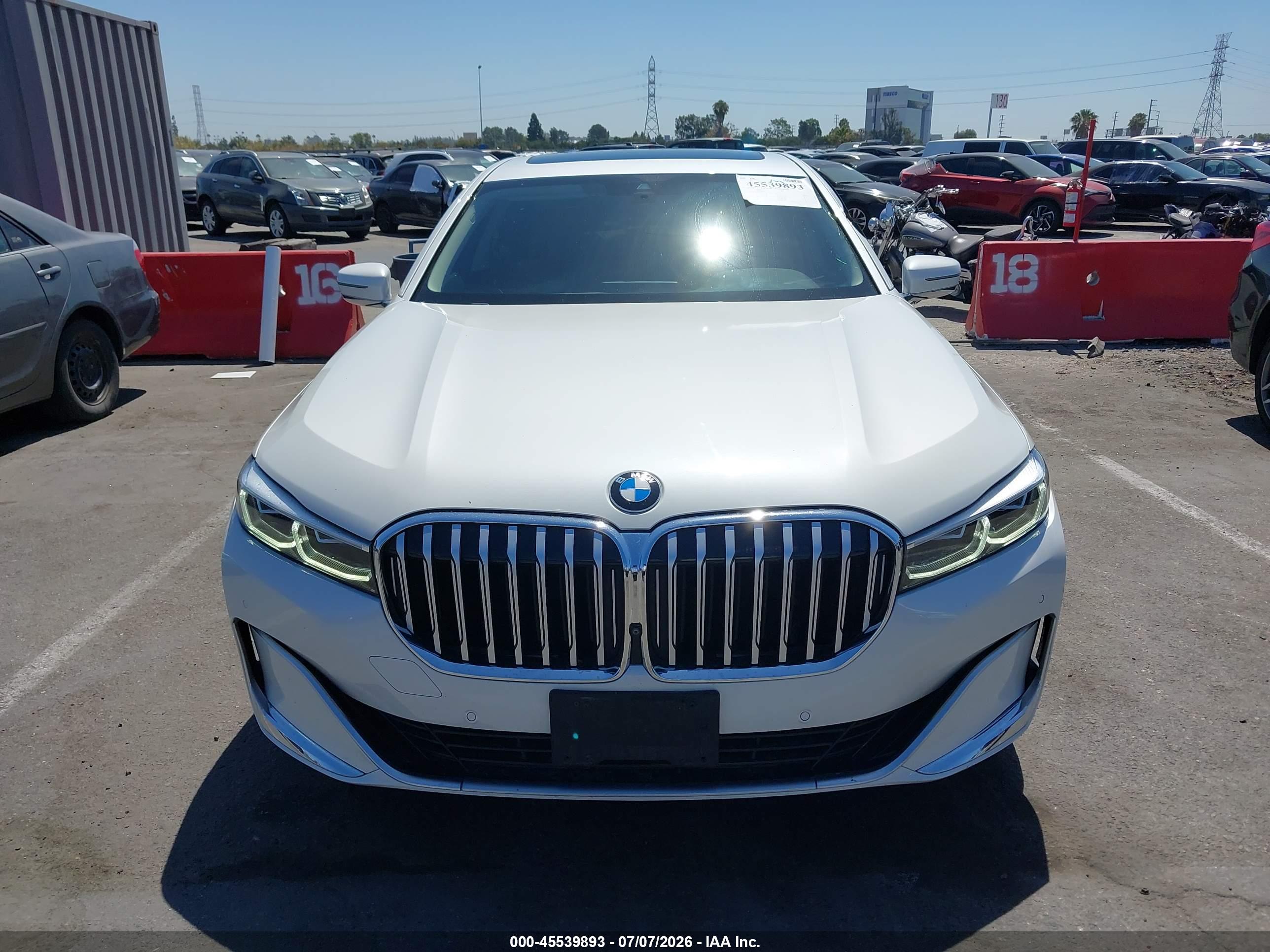 2021 BMW 740I