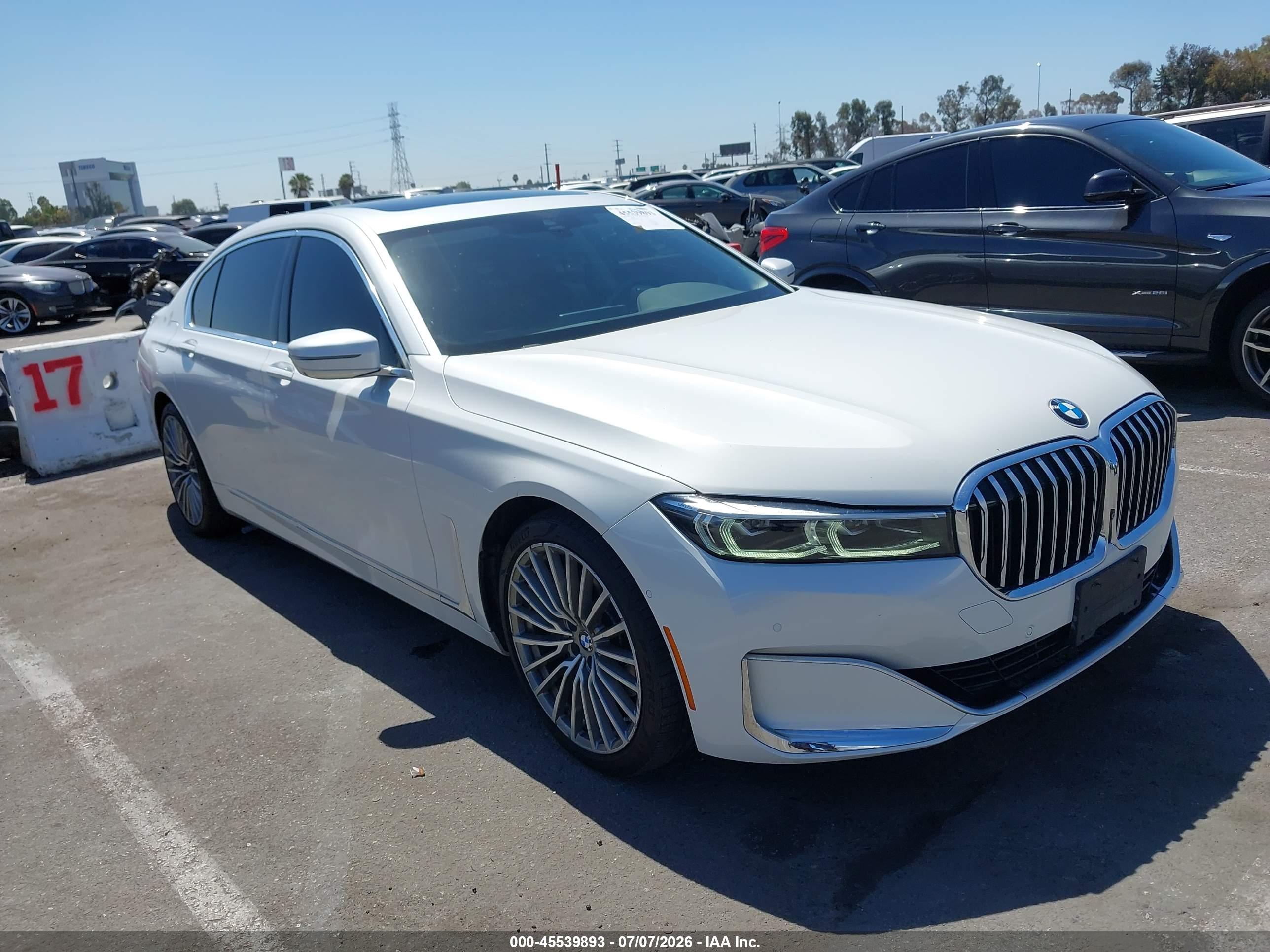 2021 BMW 740I