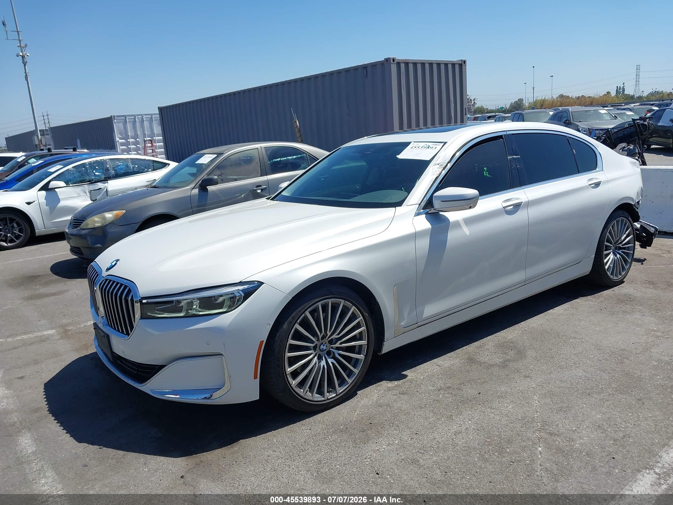 2021 BMW 740I
