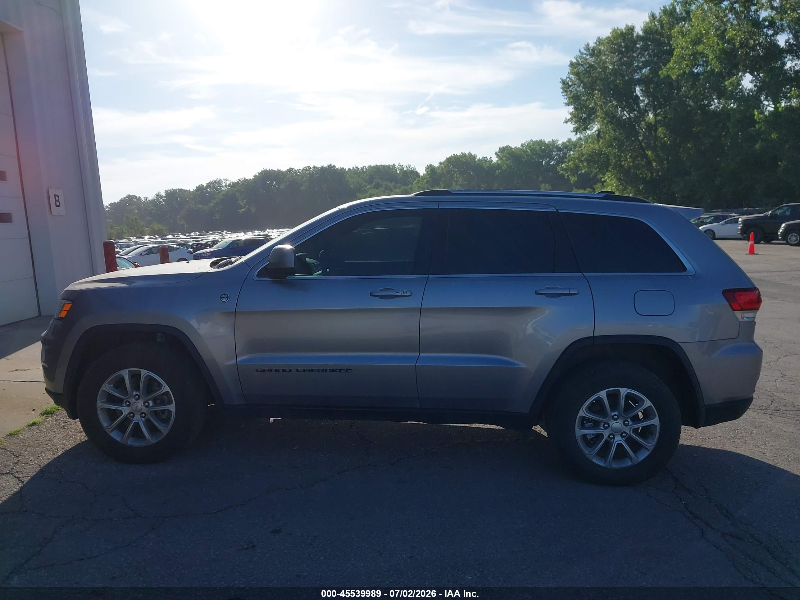 2021 JEEP GRAND CHEROKEE LAREDO E 4X4