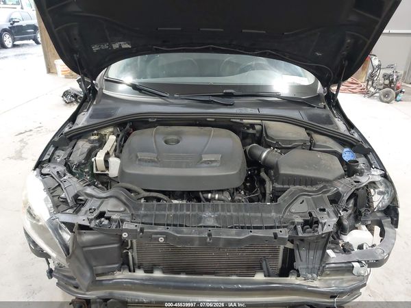 2018 VOLVO S60 T5 DYNAMIC