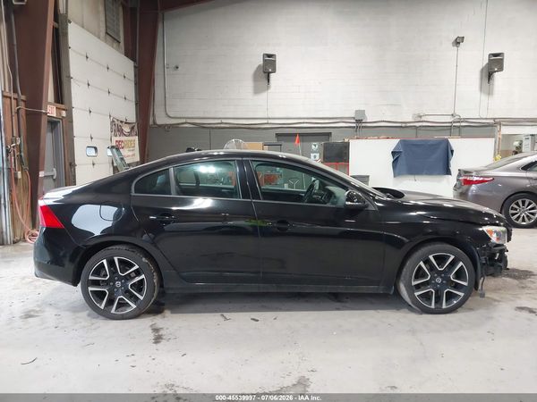 2018 VOLVO S60 T5 DYNAMIC