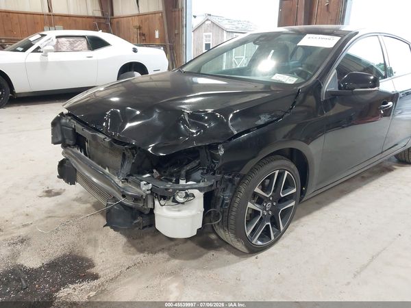 2018 VOLVO S60 T5 DYNAMIC