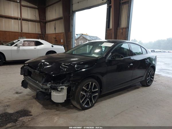 2018 VOLVO S60 T5 DYNAMIC