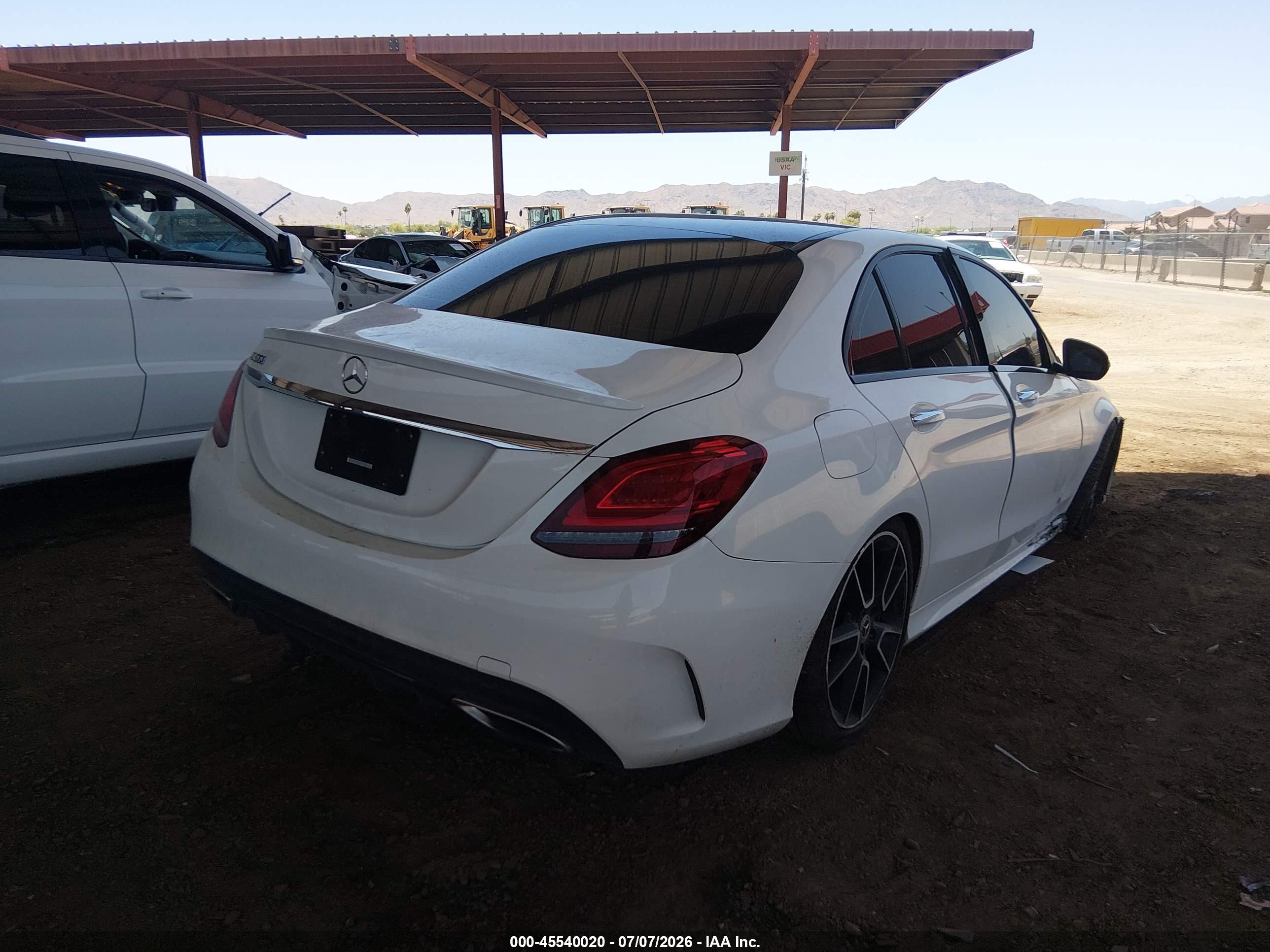 2019 MERCEDES-BENZ C 300 C300
