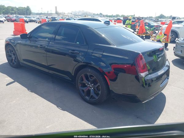 2022 CHRYSLER 300 TOURING — I3
