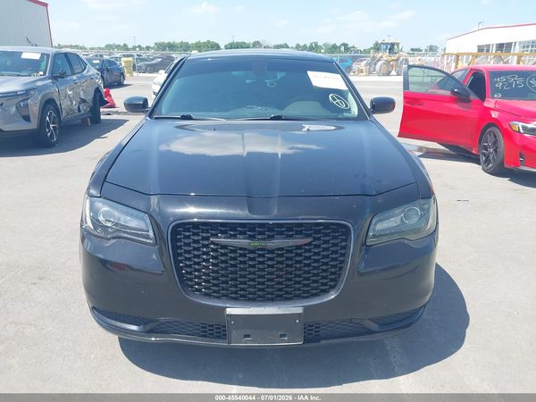 2022 CHRYSLER 300 TOURING — I115