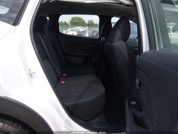 2026 NISSAN KICKS S — I8
