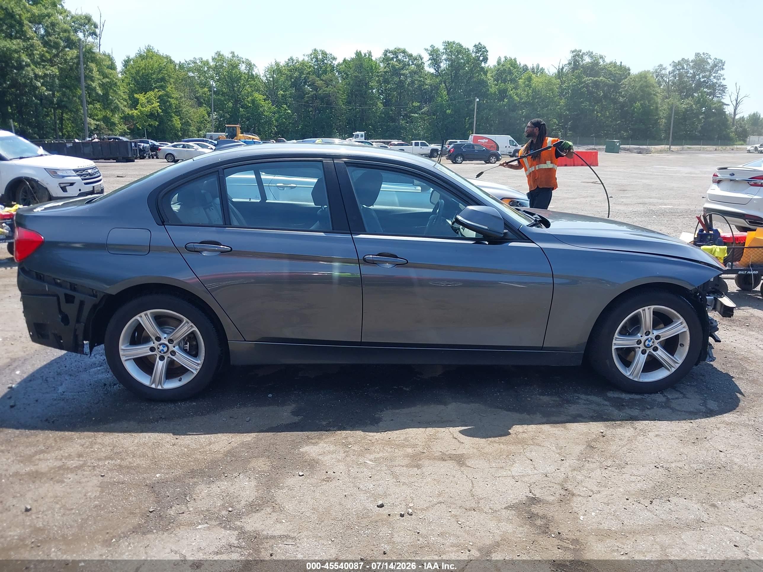 2014 BMW 320I XDRIVE