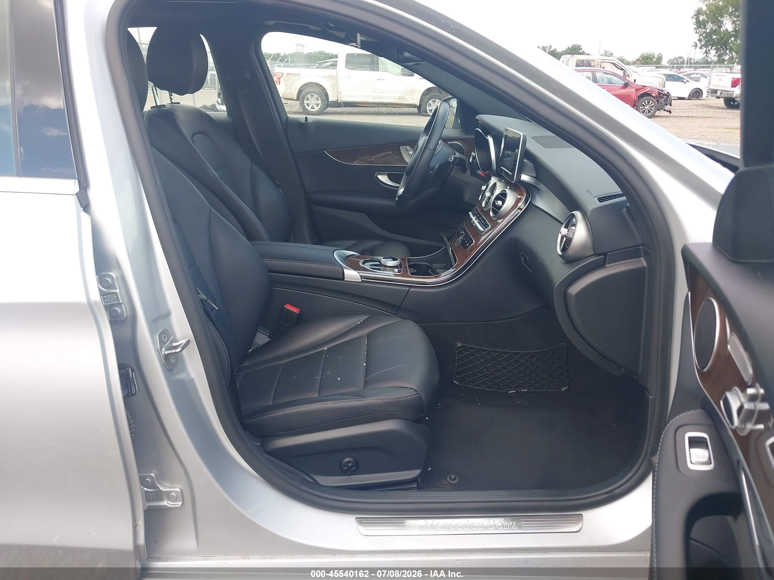 2018 MERCEDES-BENZ C 300 C300