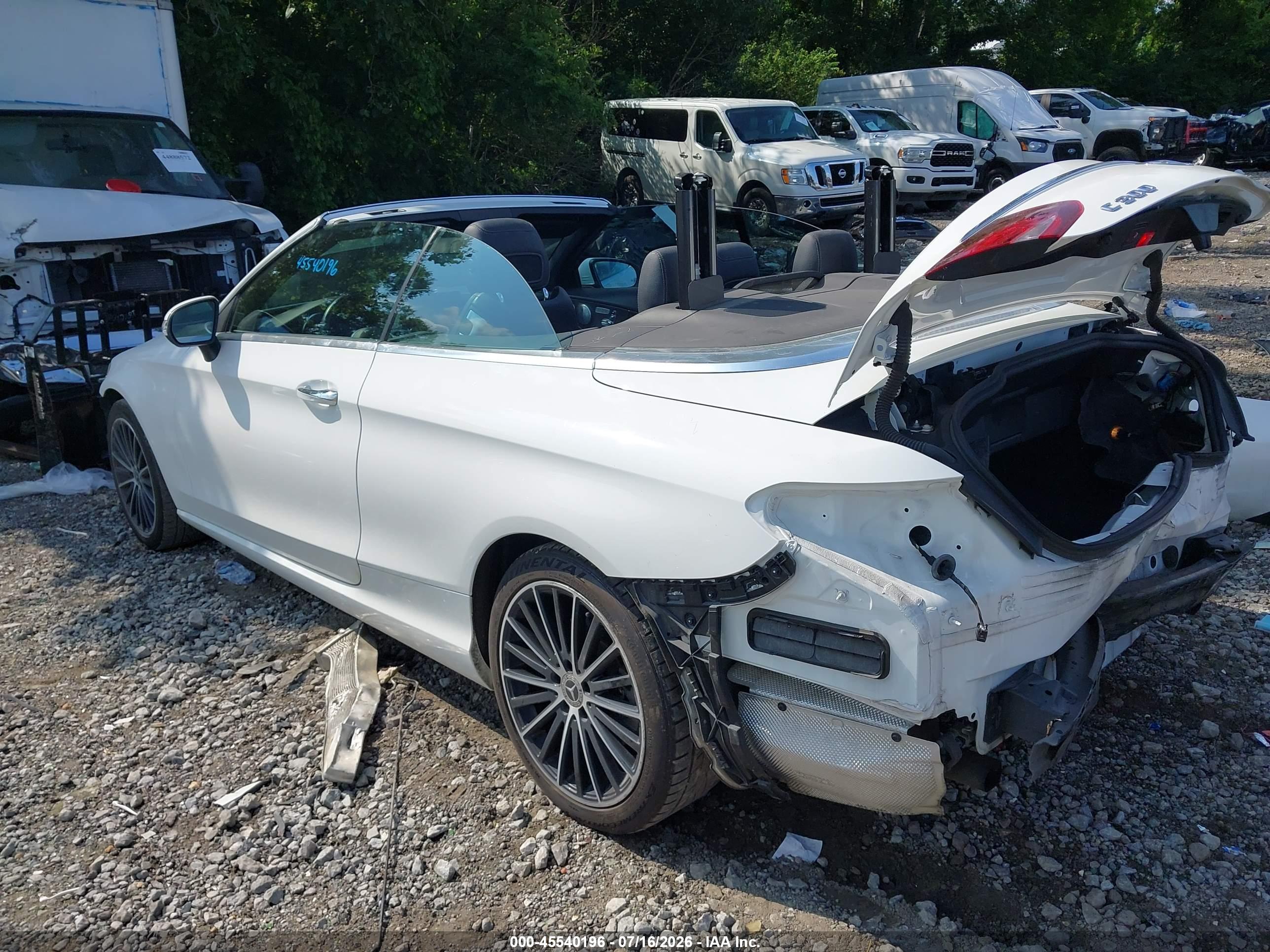 2022 MERCEDES-BENZ C300
