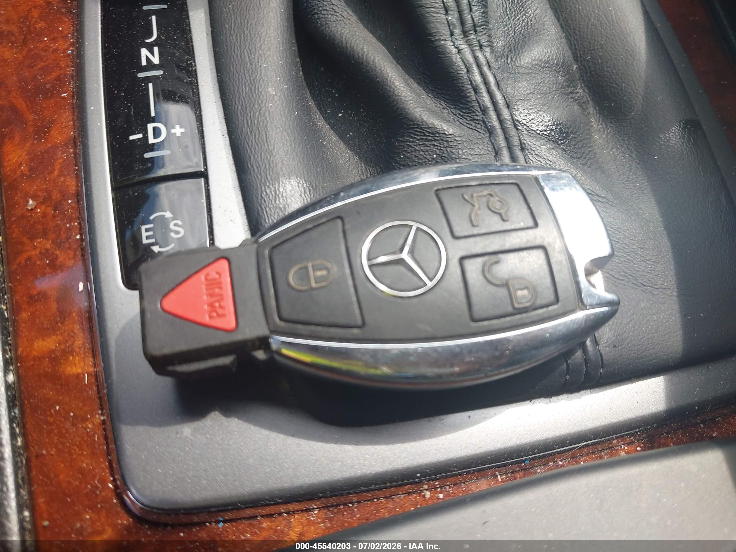 2011 MERCEDES-BENZ C 300 C300 4-MATIC