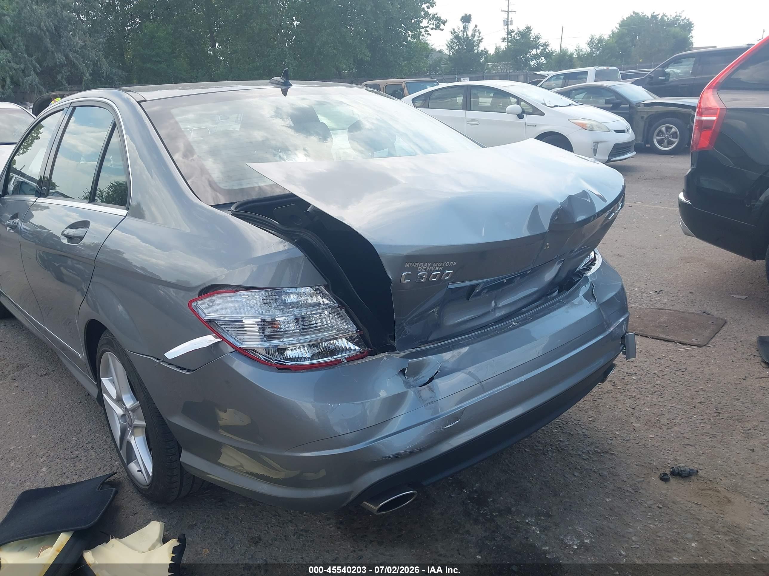 2011 MERCEDES-BENZ C 300 C300 4-MATIC