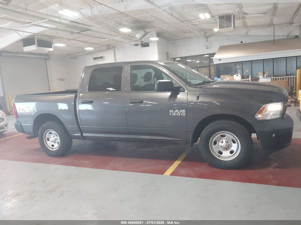 2018 RAM 1500 TRADESMAN  4X2 5'7 BOX