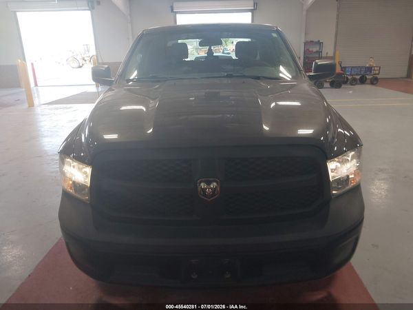 2018 RAM 1500 TRADESMAN  4X2 5'7 BOX