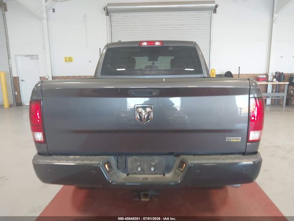 2018 RAM 1500 TRADESMAN  4X2 5'7 BOX